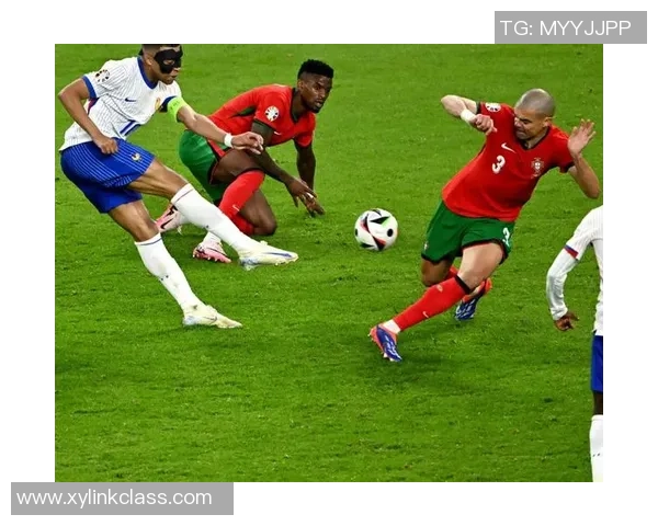 足球明星在俄罗巴的精彩瞬间视频分享与回顾