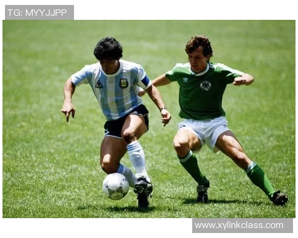 追逐绿茵场上的梦想成为足球明星的心路历程与奋斗故事 追逐绿茵场上的梦想成为足球明星的心路历程与奋斗故事