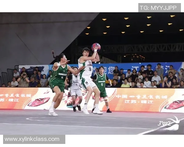 重庆篮球队在城市联赛中的实力展现与未来发展潜力分析 重庆篮球队在城市联赛中的实力展现与未来发展潜力分析