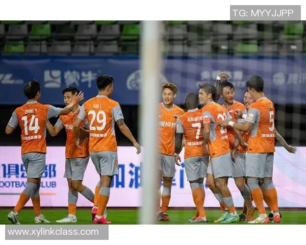 聚焦足球:深圳足球队的技术话题 聚焦足球:深圳足球队的技术话题