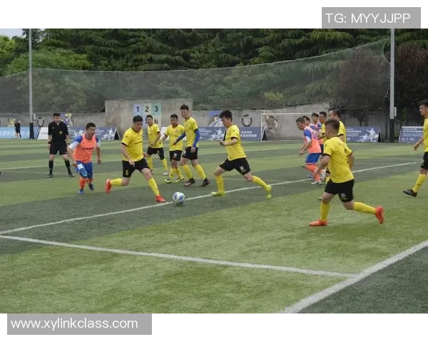 赛后复盘:重庆足球队 vs 西安足球队的团队协作